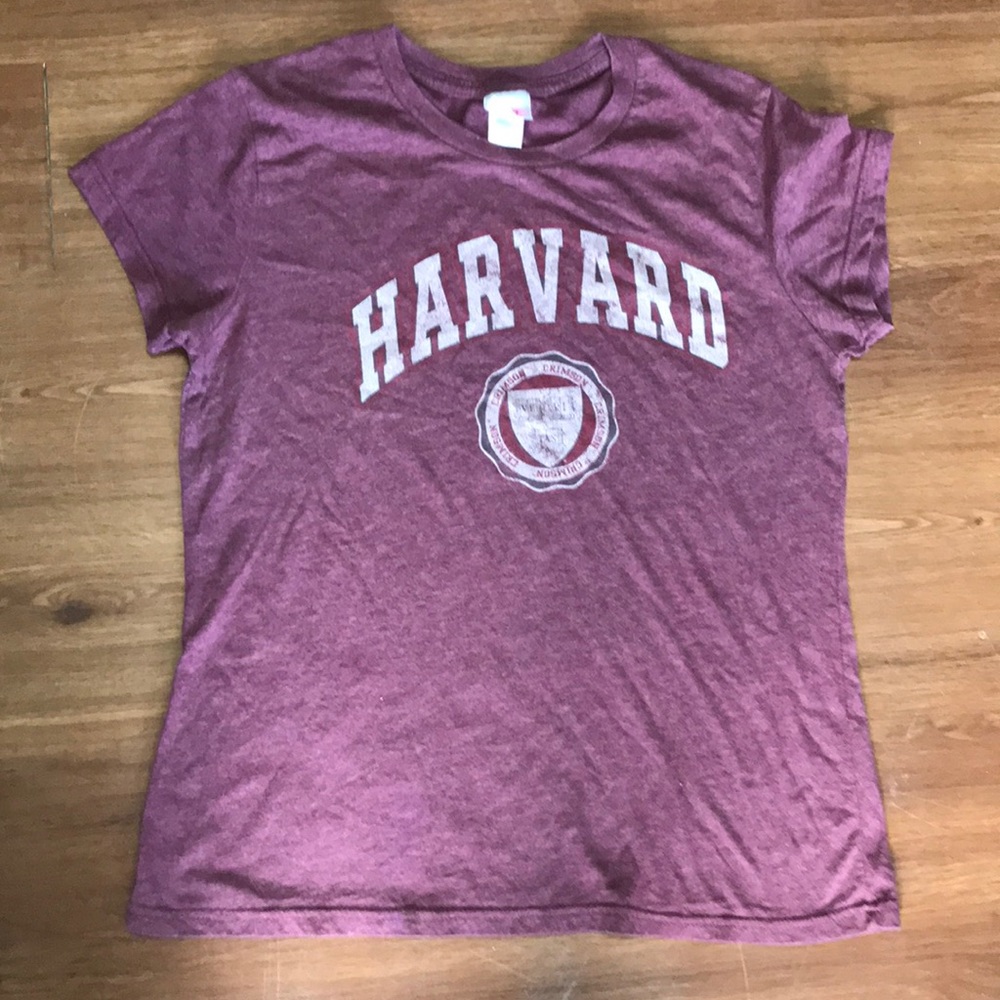 Vintage TNT Brand Harvard University Crimson Crest Graphic T-Shirt